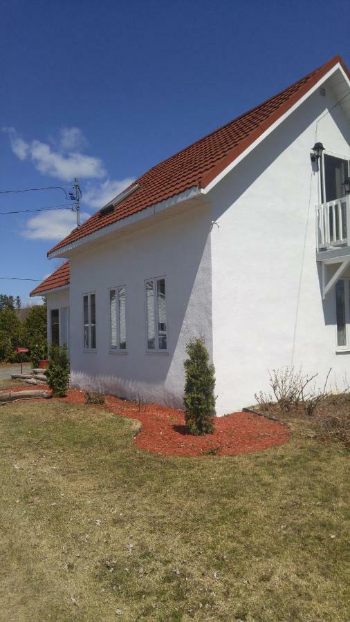 La Maison Du Village, Spa Shawinigan Exterior foto